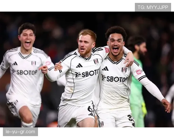 英超最新积分榜出炉：曼城稳居榜首，强势领跑争冠征程