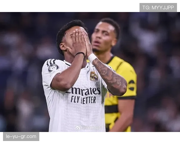 罗德里戈暖心互动皇马球迷，彰显球队团结精神